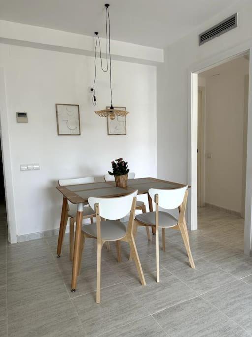 Apartamento En ซาลอว์ ภายนอก รูปภาพ